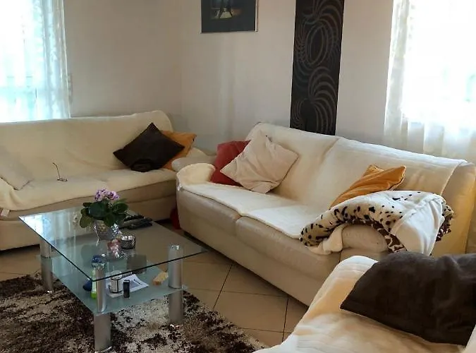 Am Вилла Грзибово